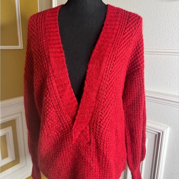 Scotch & Soda Red V-Neck Women's Sweater - Picture 6 of 13
